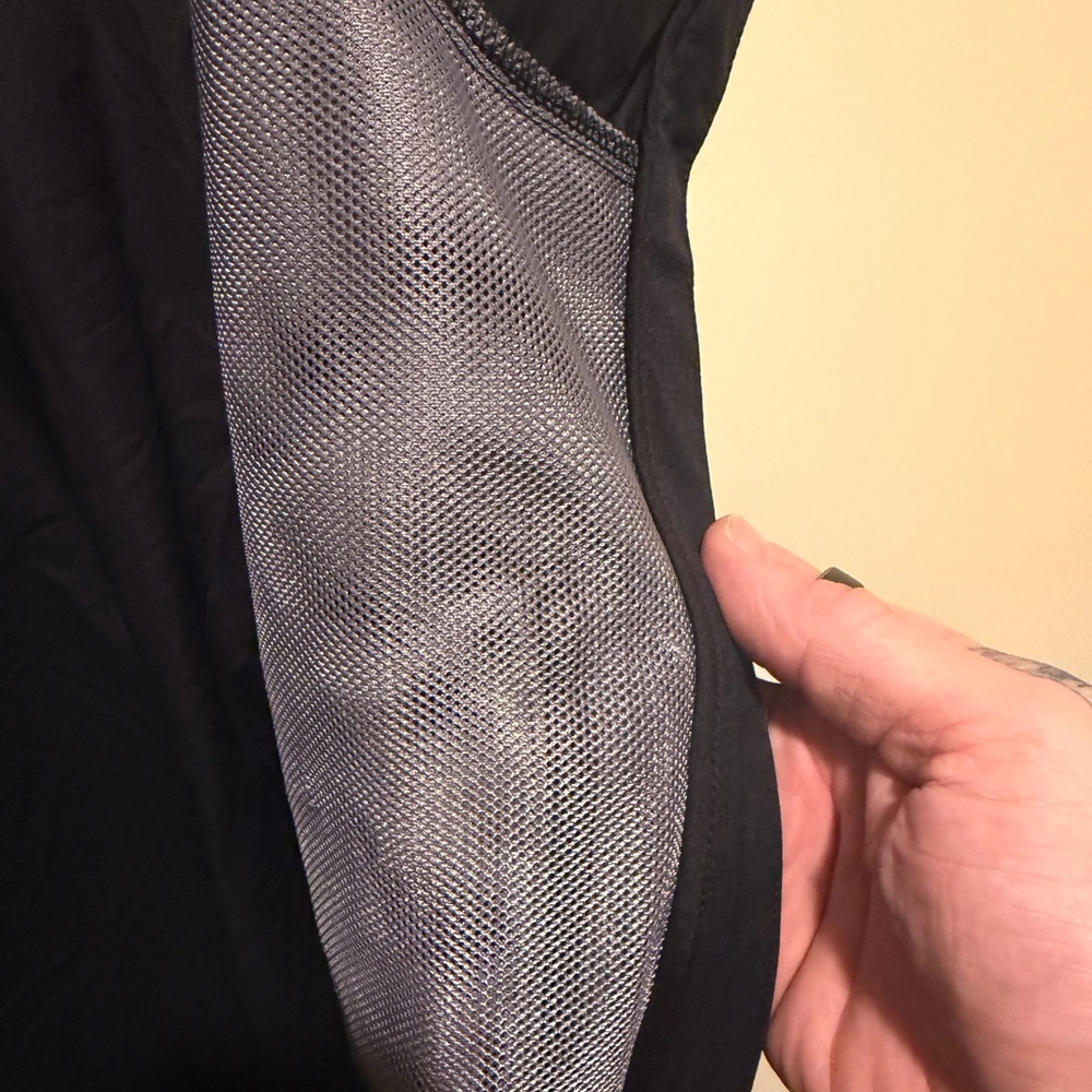 Outdoor Vitals Nebo Windbreaker XL- Black - Picture 3 of 4